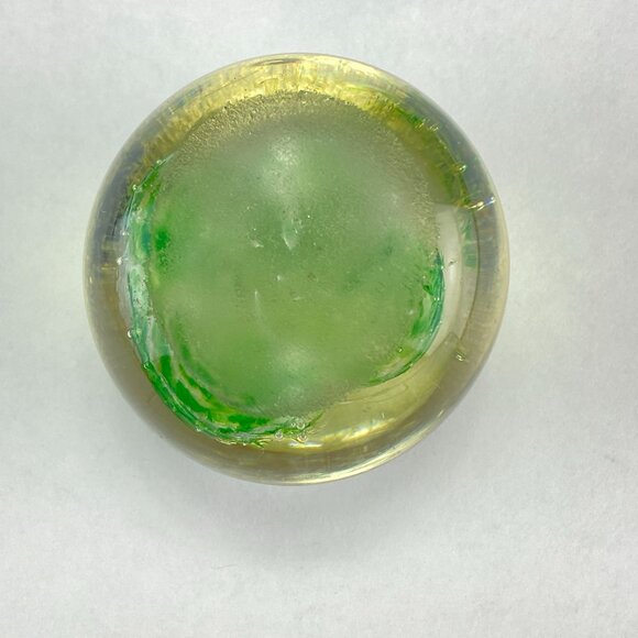 Vintage Art Glass Green Floral Bouquet Paperweight - Picture 6 of 9